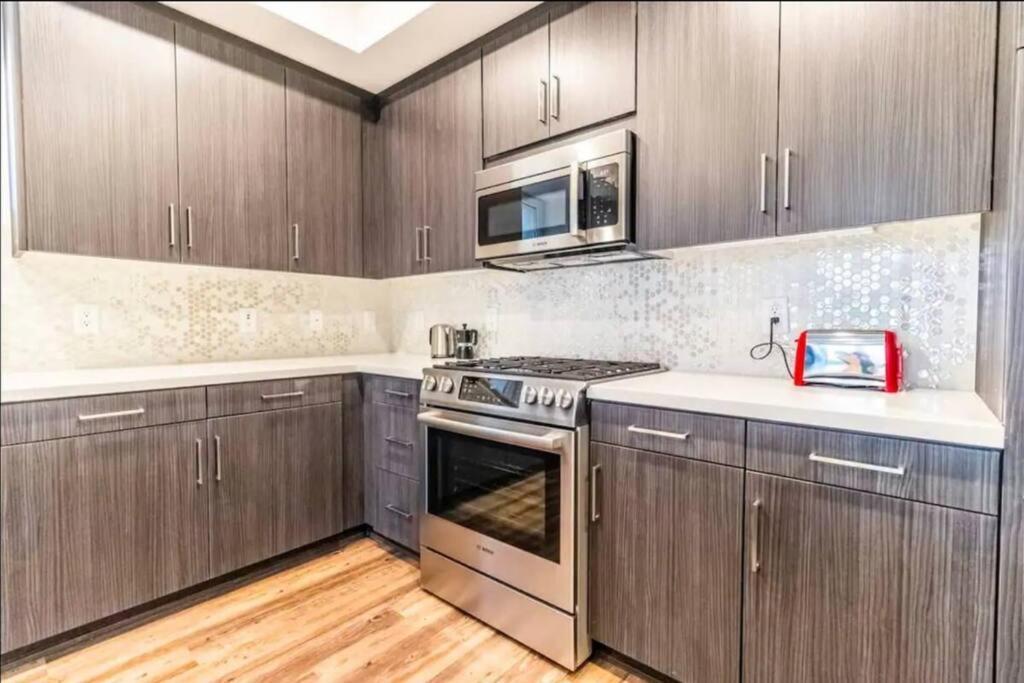 Comfortable & Spacious 2Bdr - 2Bth For 4 Guests In Hollywood Apartamento Los Angeles Exterior foto